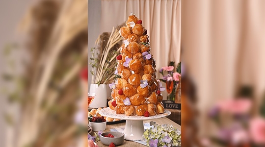 Croquembouche