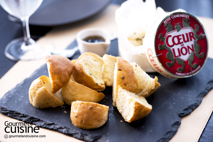 Baked Camembert 