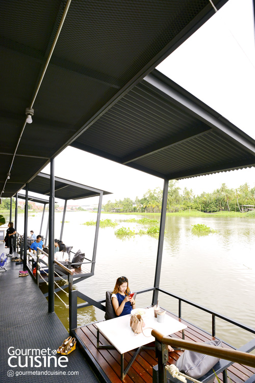 Riva Floating Café