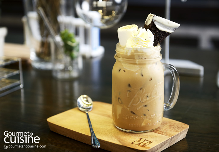 Iced Ceylon Milk Tea with Espresso Panna Cotta 