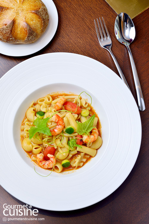 Mixed pasta in crustaceus and sesame infused broth