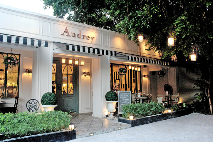 Audrey Cafe' & Bistro