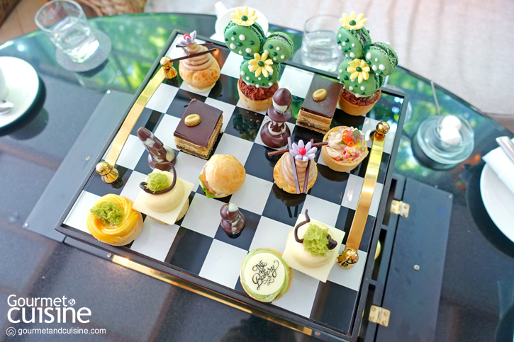 ดื่มชายามบ่ายกับ Royal Afternoon Tea