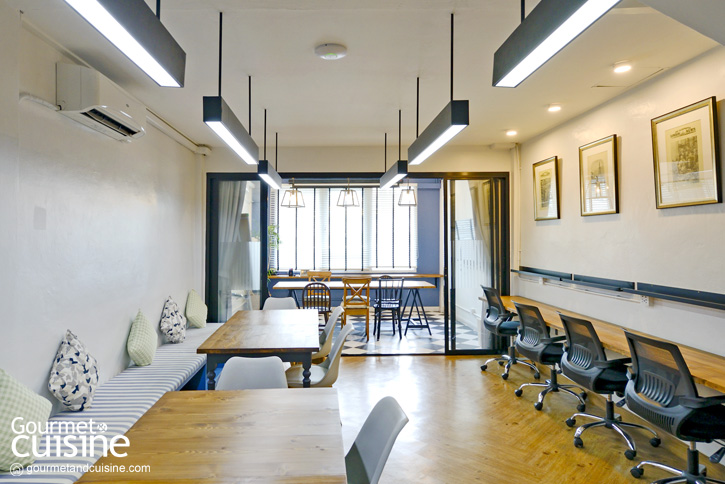 The QUARTER Bangkok Poshtel & Coworking