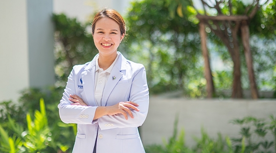 กินมื้อสายอย่างไรให้สุขภาพดี กับคุณธาริณี จันทร์คง นักกำหนดอาหารวิชาชีพ โรงพยาบาลวิมุต