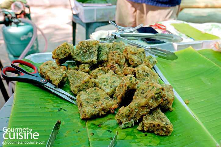 ตลาดน้ำวัดโบสถ์ (บน)