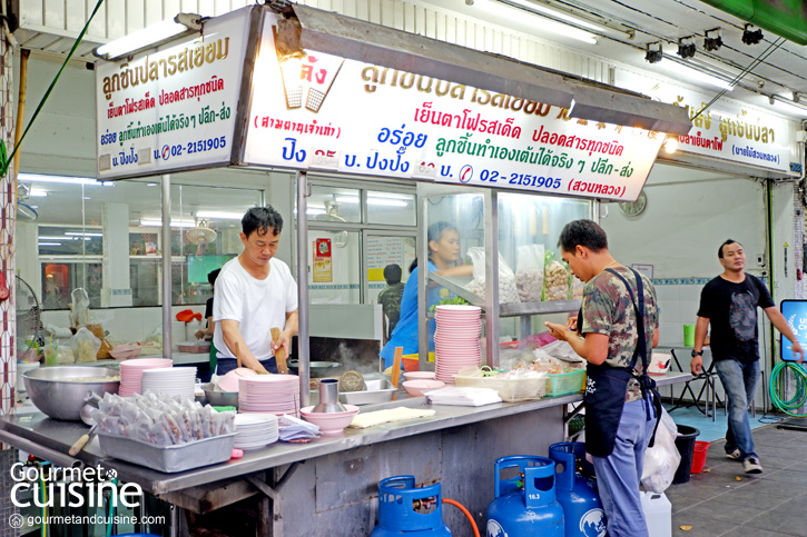 12 ร้านสตรีทฟู้ด อร่อยจัดจ้านย่านบรรทัดทอง