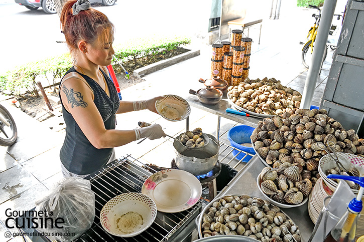 12 ร้านสตรีทฟู้ด อร่อยจัดจ้านย่านบรรทัดทอง