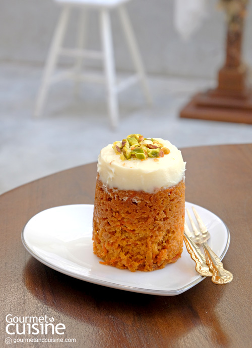 Carrot Cake : Unbirthday Cafe