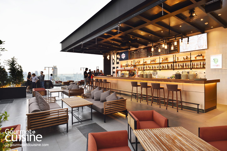 rooftop bar