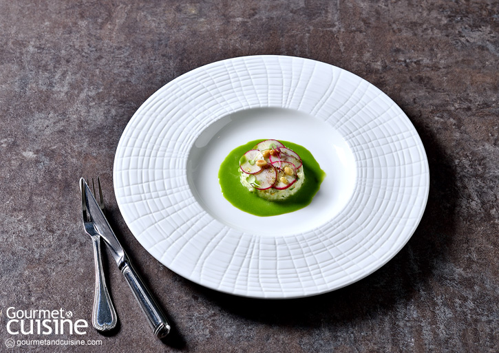 Crabmeat with Radish and Pea Coulis