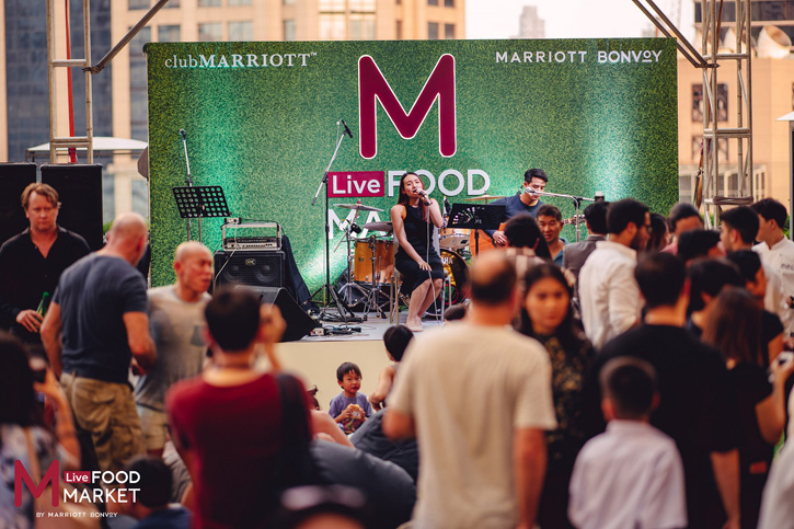 เทศกาลอาหาร M-Live Food Market  กับครั้งแรกของการเฉลิมฉลองเทศกาลคริสต์มาส 3 วันเต็ม 