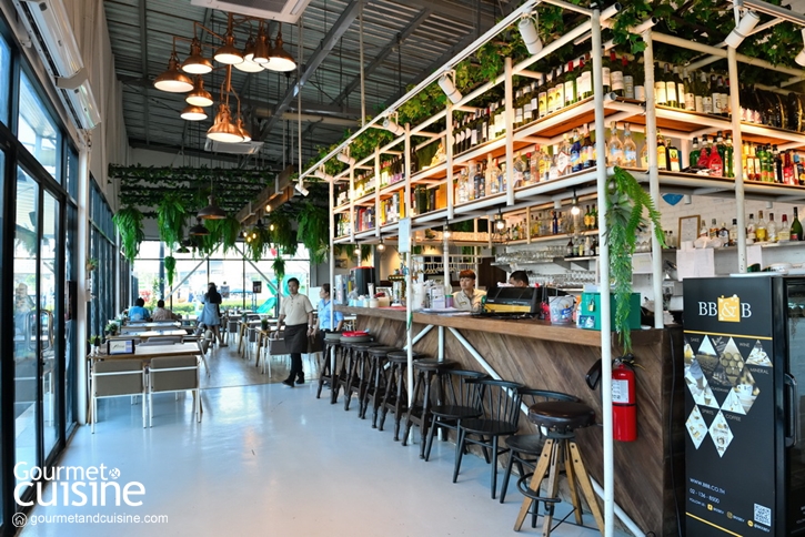 Breeze Café & Bar ร้านวิวสวยริมทะเลสาบเมืองทองธานี