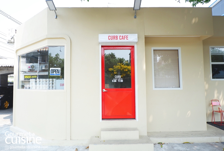 Curb café 