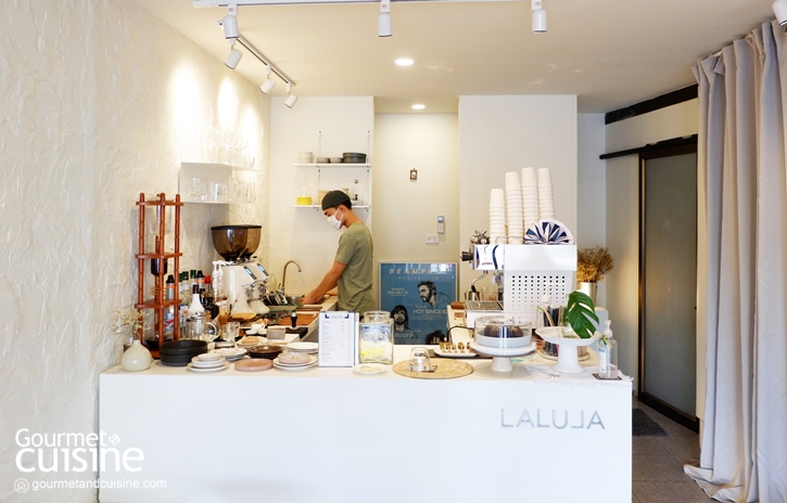 Lalula Cafe 