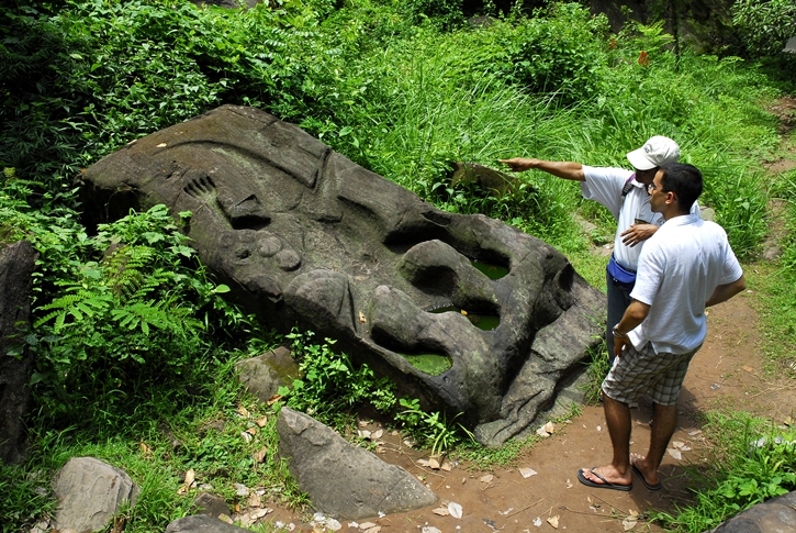 เยี่ยมชมมรดกโลกพันปีที่ปราสาทวัดพู ประเทศลาว