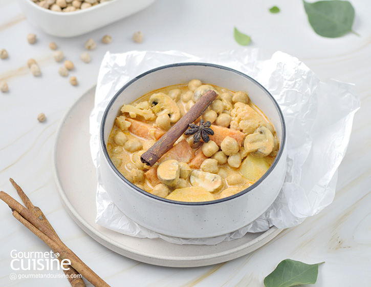 Massaman Curry with U.S. Chickpeas 