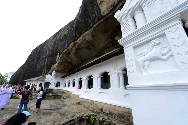 มหัศจรรย์ถ้ำแห่งศรัทธา “Dambulla Cave”