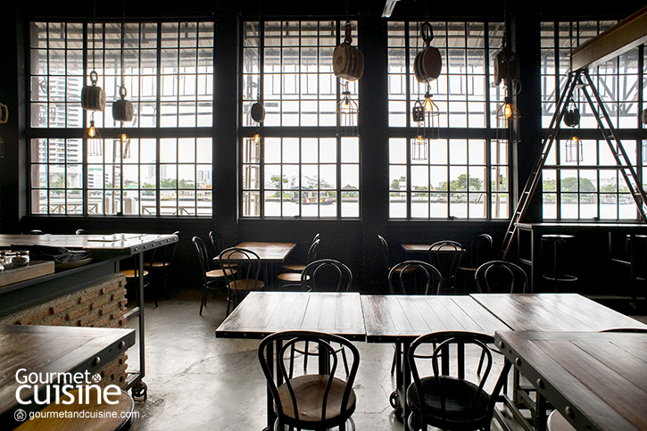 Sheepshank Public House ร้านริมน้ำสุดเท่ย่านพระอาทิตย์