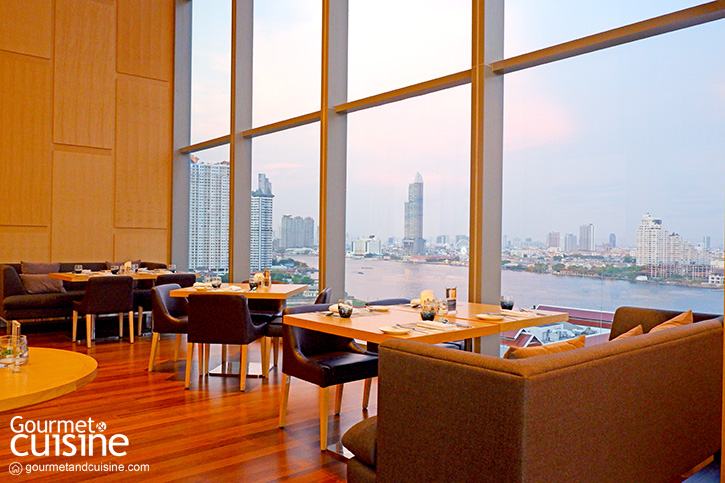 Skyline Seafood Buffet AVANI+ Riverside Bangkok Hotel 