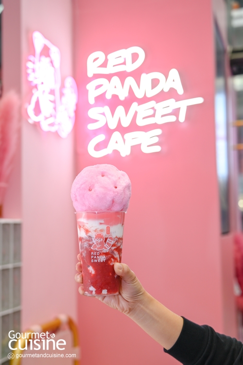 Red Panda Sweet สตรีทคาเฟ่สไตล์ญี่ปุ่น  แลนด์มาร์กใหม่ศาลาแดง