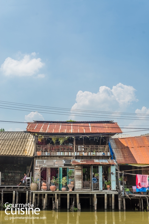 เที่ยวตลาดเก่าริมน้ำหัวตะเข้ ชุมชนเก่าริมคลองในกรุงเทพฯ เดินทางง่าย มีมุมถ่ายรูปเยอะ