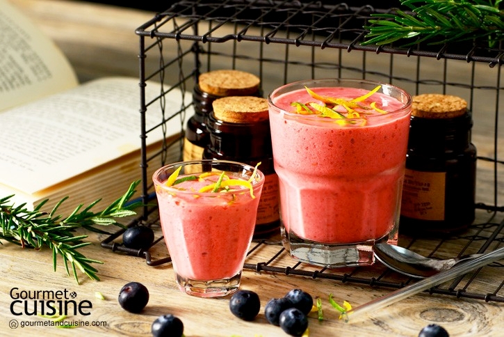 Sour Lychee and Berries Smoothie