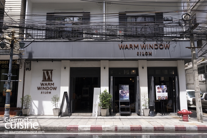 ไป Staycation ที่สีลมด้วยกันไหม? Warm Window Silom บูทีคโฮเทลแสนอบอุ่นบนถนนปั้นที่เราไม่อยากให้พลาด