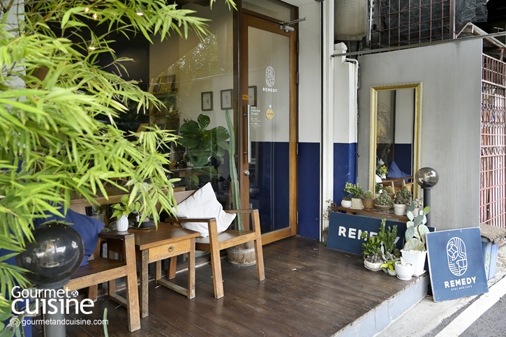 “Remedy Coffee Roastery” จิบกาแฟดีเยียวยาหัวใจในคาเฟ่น่านั่งแห่งถนนดำรงรักษ์ 