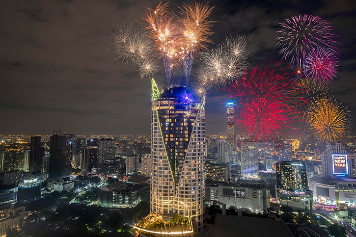 จุดเช็คอินสุดเก๋ พร้อมดินสุดเนอร์หรูในค่ำคืนนับถอยหลังเริ่มต้นปีใหม่