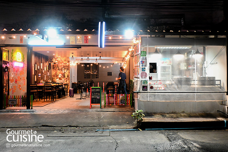 Rose Lane Burger ร้านเบอร์เกอร์ (เกือบลับ) ใกล้ BTS พระโขนง ที่มาพร้อมเมนูสไตล์ฟิวชั่นน่าลอง