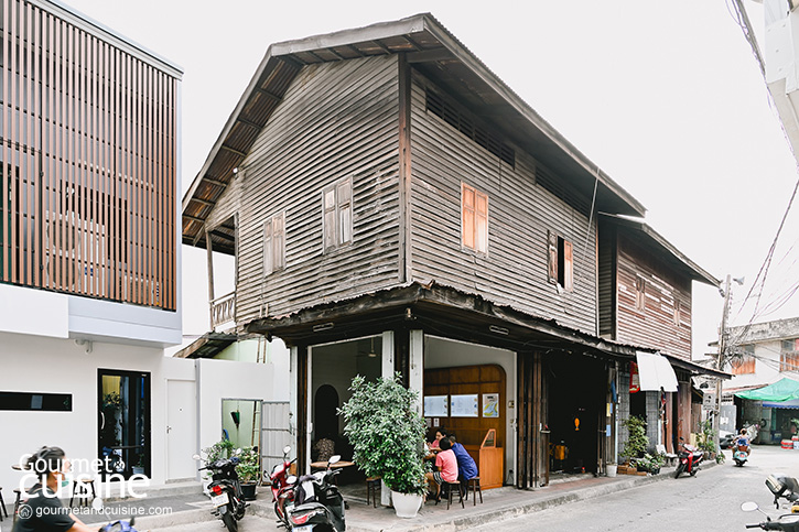 เมฆไอศครีม ร้านไอศกรีมกะทิสดเจ้าเก่าแก่ในตำนานกว่า 50 ปีแห่งเมืองชลบุรี