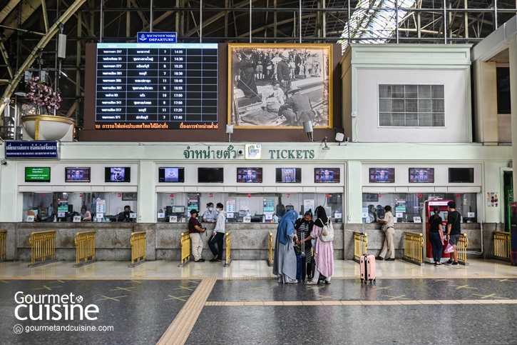 โถงกลางสถานีกรุงเทพ