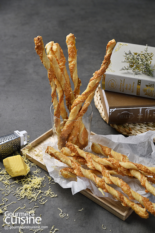 Puff Pastry Cheese Twists ของว่างแสนอร่อยจากแป้งพายและชีส