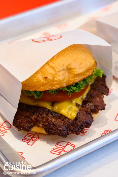 Quickie Burger ร้านเบอร์เกอร์พรีเมียม เปิด 24 ชั่วโมง ในโครงการ Velaa Langsuan