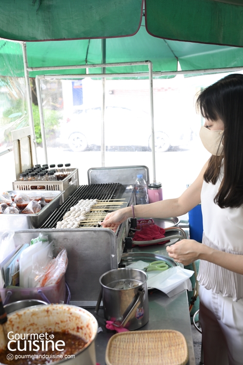 ลูกชิ้นหมูแพร่งนรา ศาลเจ้าพ่อเสือ ร้านลูกชิ้นนางฟ้า อร่อยแบบไม่ผสมแป้ง