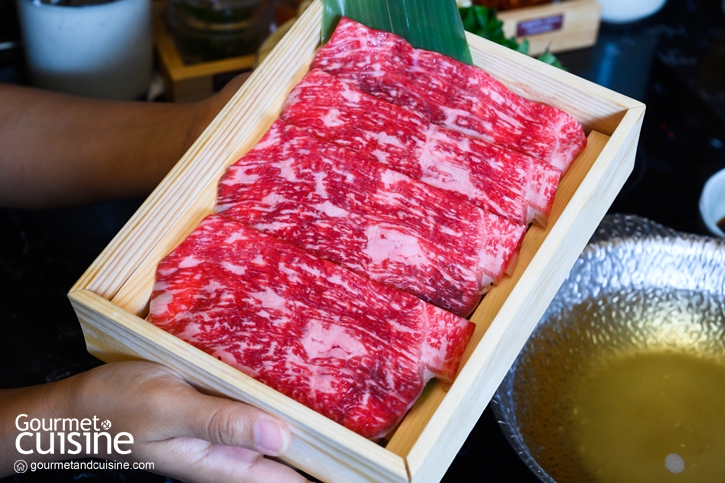 HITORI SHABU สยามพารากอน ร้านชาบูและสุกี้ยากี้พรีเมียมที่นั่งกินคนเดียวได้แบบไม่เขิน