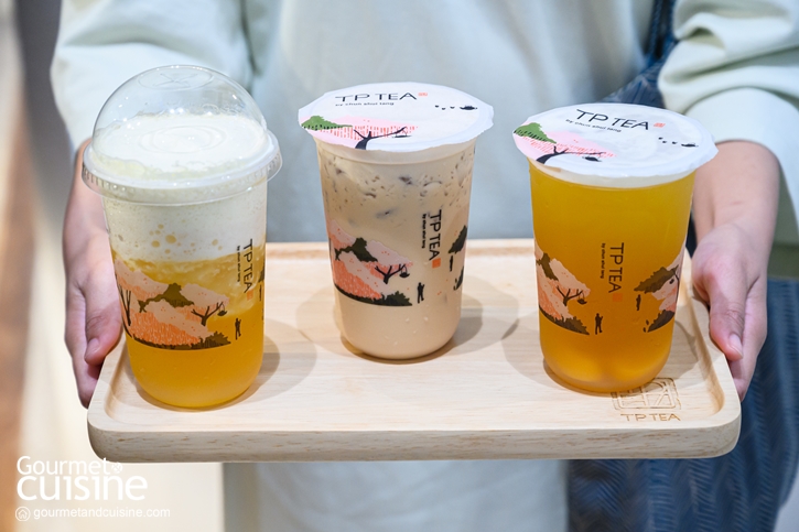 จิบ Peach Puree x Premium Green Tea ที่ TP TEA Thailand