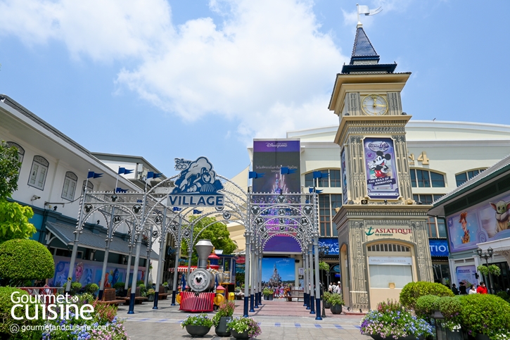 สัมผัสเรื่องราวเหนือกาลเวลากับ Disney100 Village at Asiatique The Riverfront Destination 24 มี.ค.-31 ก.ค. 66 