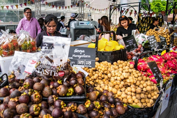 สยามพารากอน ร่วมสนับสนุนเกษตรกรทั่วประเทศ ในงาน “SIAM PARAGON TROPICAL FRUIT PARADE 2023”