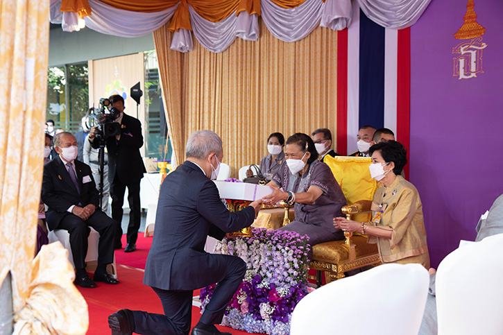 สมเด็จพระกนิษฐาธิราชเจ้า กรมสมเด็จพระเทพรัตนสุดาฯ สยามบรมราชกุมารี  ทรงเป็นประธานในพิธีเปิด ณ โรงเรียนสอนการประกอบอาหาร ‘เดอะ ฟู้ด สคูล แบงคอก’