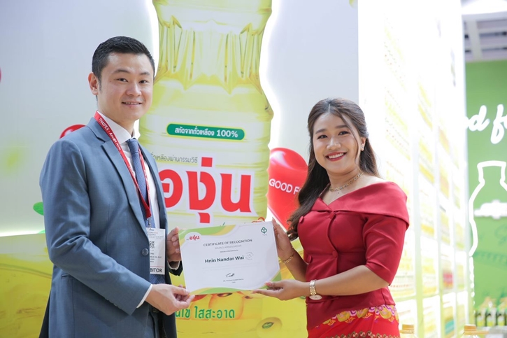 ผู้บริหาร TVO นำทีมเปิดตัว Brand Ambassador น้ำมันองุ่นในพม่า ที่งาน THAIFEX - ANUGA ASIA 2023