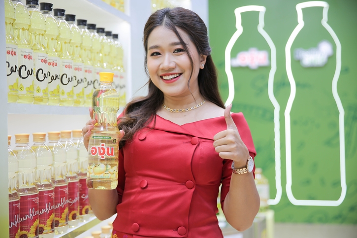 ผู้บริหาร TVO นำทีมเปิดตัว Brand Ambassador น้ำมันองุ่นในพม่า ที่งาน THAIFEX - ANUGA ASIA 2023