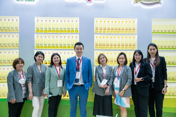 ผู้บริหาร TVO นำทีมเปิดตัว Brand Ambassador น้ำมันองุ่นในพม่า ที่งาน THAIFEX - ANUGA ASIA 2023