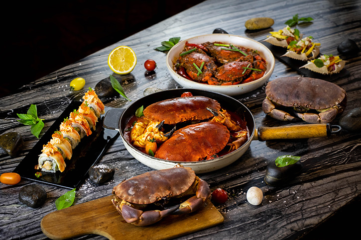 ‘ULTIMATE CRAB’ DINNER BUFFET ณ ห้องอาหารเฟลเวอร์ส (Flavors)  โรงแรมเรเนซองส์ กรุงเทพฯ ราชประสงค์