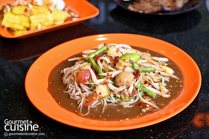 ร้านหมูกระทะคนรวย (Crazy Rich Thai BBQ) สาขาไอคอนสยาม กับวิวแม่น้ำเจ้าพระยาสวย