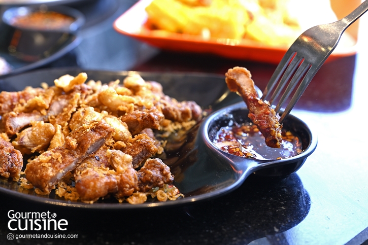 ร้านหมูกระทะคนรวย (Crazy Rich Thai BBQ) สาขาไอคอนสยาม กับวิวแม่น้ำเจ้าพระยาสวย