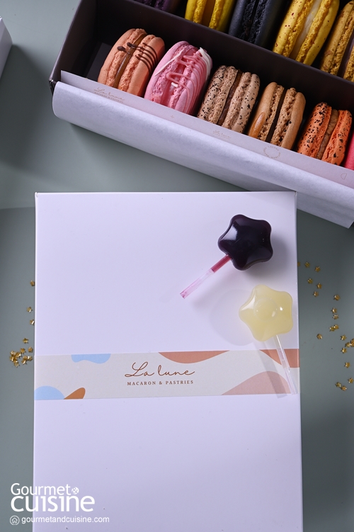 น่ารักสุดใจ La Lune Macaron & Pastries มาการองสีหวานจับคู่กับซอสม็อกเทล