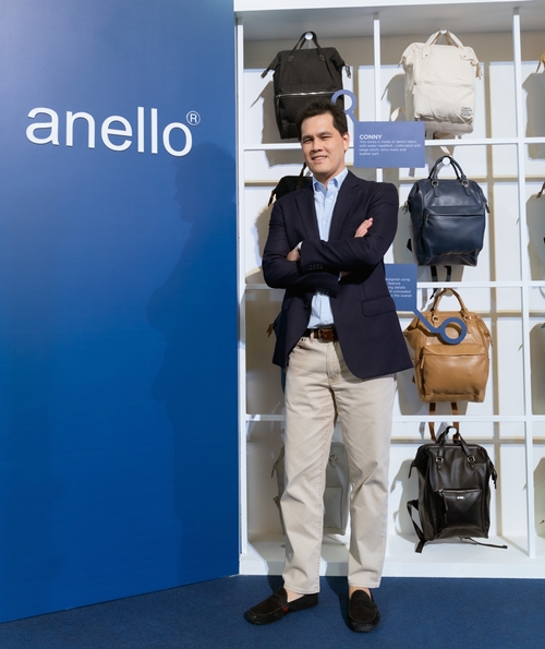 anello เปิดตัว วอร์-วนรัตน์ ฐานะแบรนด์แอมบาสเดอร์คนแรกของไทย  พร้อมร่วมออกแบบกระเป๋าสีพิเศษในคอลเลคชั่นใหม่ พกความสดใสแบบจัดเต็ม