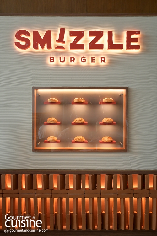 Smizzle Burger สแมชเบอร์เกอร์ร้านดังเปิดสาขาใหม่แล้วที่เซ็นทรัล เอมบาสซี่